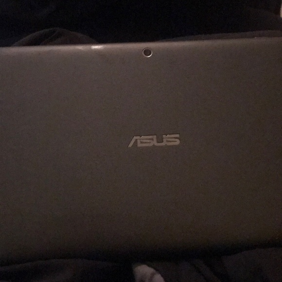 It still work it just dead and good charging it work - Picture 1 of 3